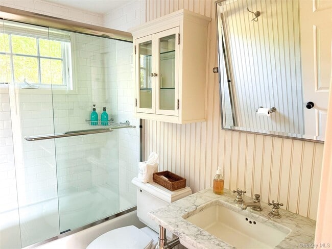 Building Photo - 112 Central Ave