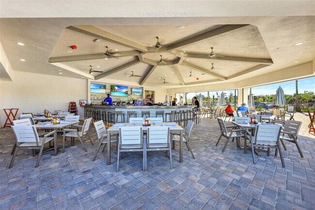 Building Photo - 14050 Heritage Landing Blvd