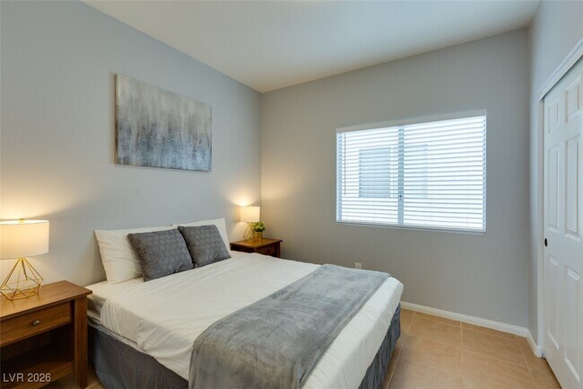 Building Photo - 7975 Angel Tree Ct