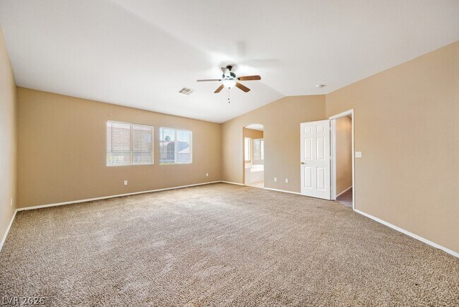 Building Photo - 946 Saddle Horn Dr