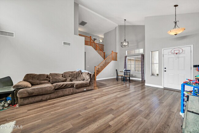 Building Photo - 15385 W Cottonwood Cir