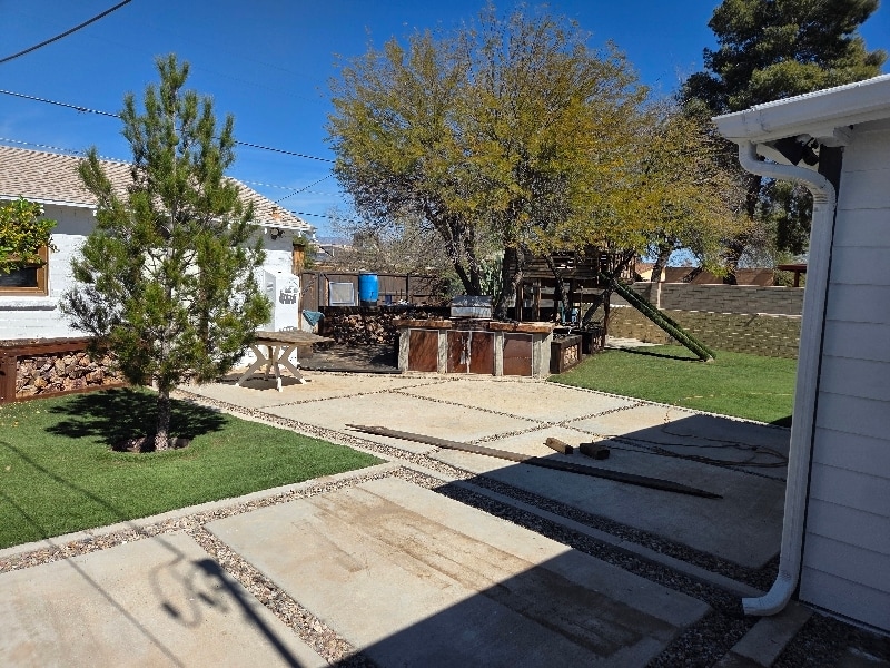 Building Photo - 2619 E 21st St