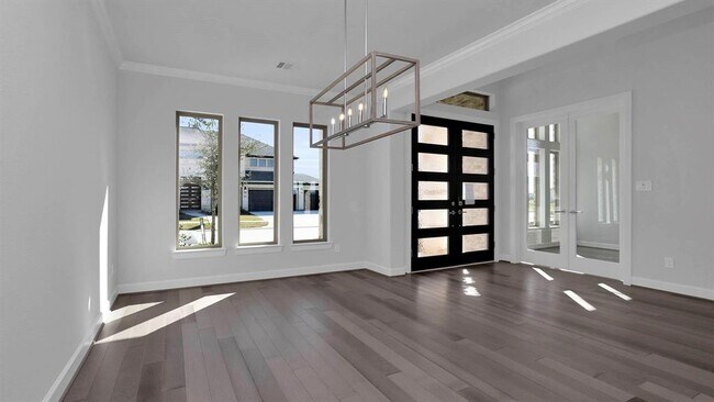 Building Photo - 6802 Mirabeau Ln