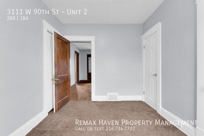 Building Photo - 3111 W 90th St