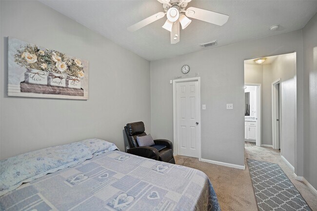 Building Photo - 20907 Wind Field Ln