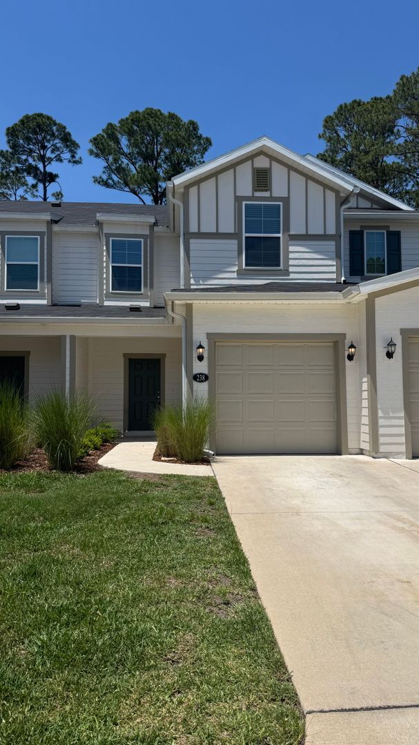 Primary Photo - New 3/2.5 Townhome In Orchard Park!