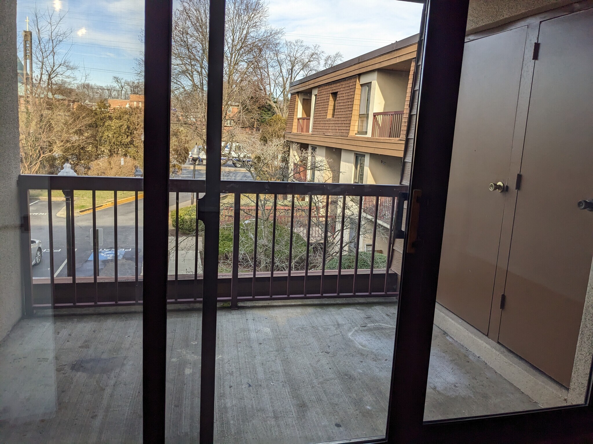 Building Photo - 12702 Veirs Mill Rd