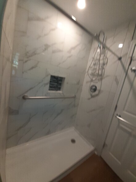 2nd bathroom shower 30x60 - 200 Adair St
