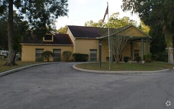 Building Photo - 55+ Community Brooksville / Sylvan Grove