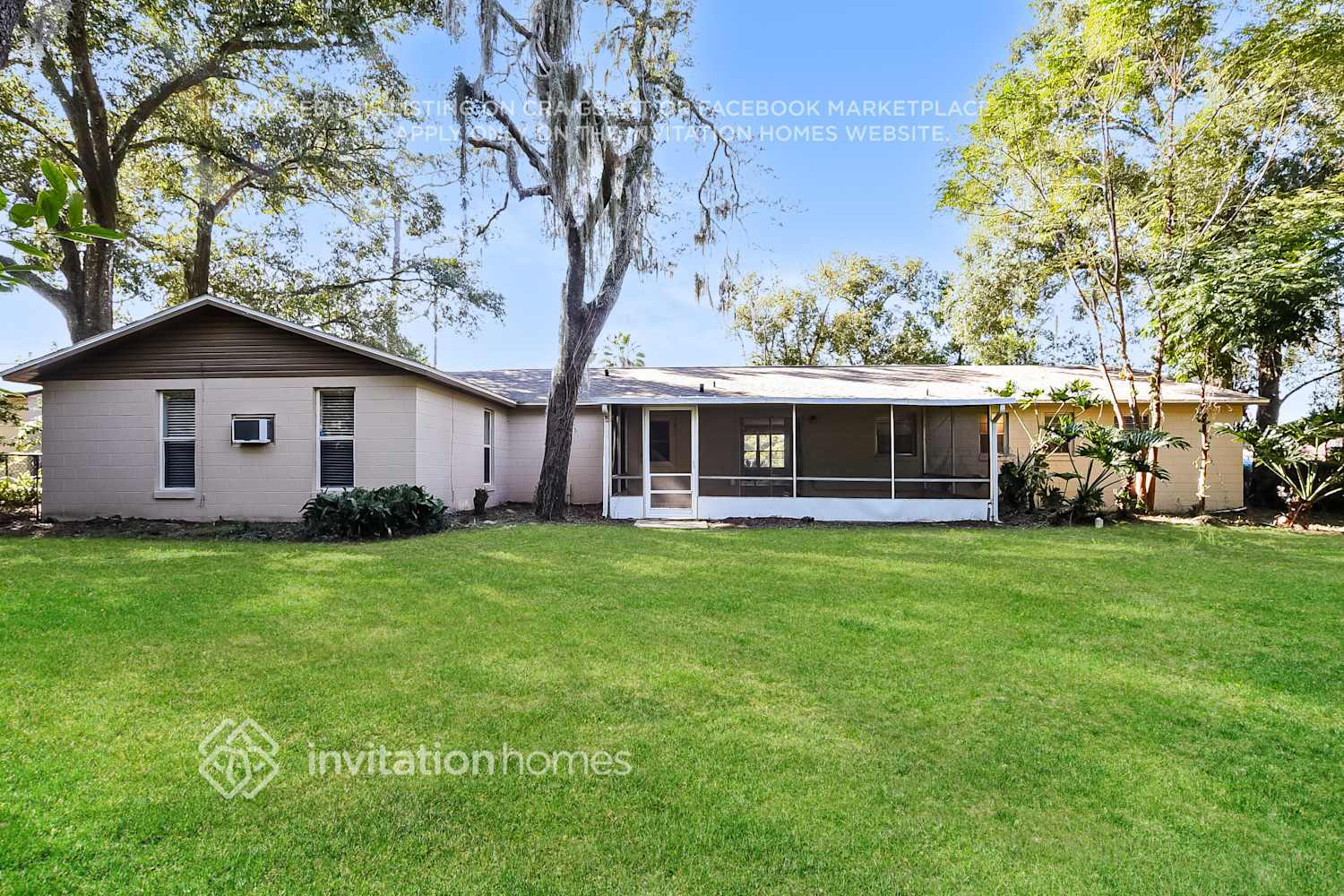 Building Photo - 2231 Camellia Dr