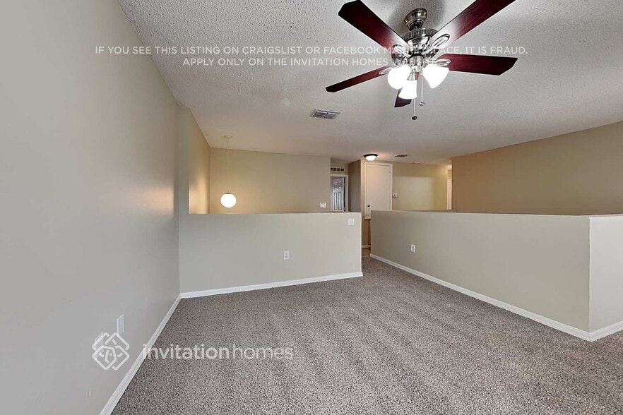Building Photo - 1701 Alhambra Crest Dr