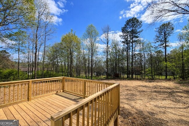 Building Photo - 204 Custer Cir