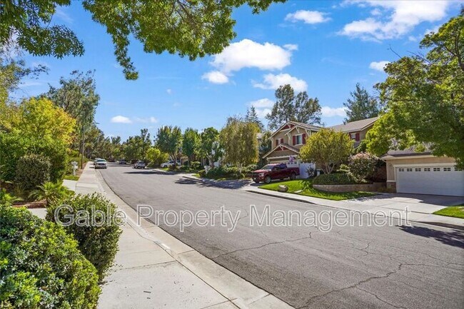 Building Photo - 27878 Amberwood Ln
