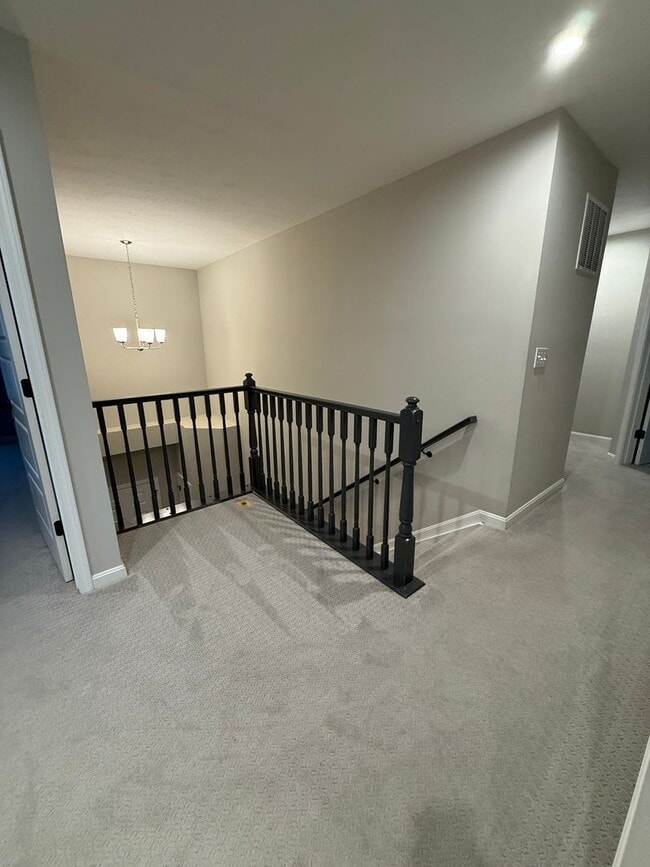 Building Photo - Silver Creek Meadows Subdivision