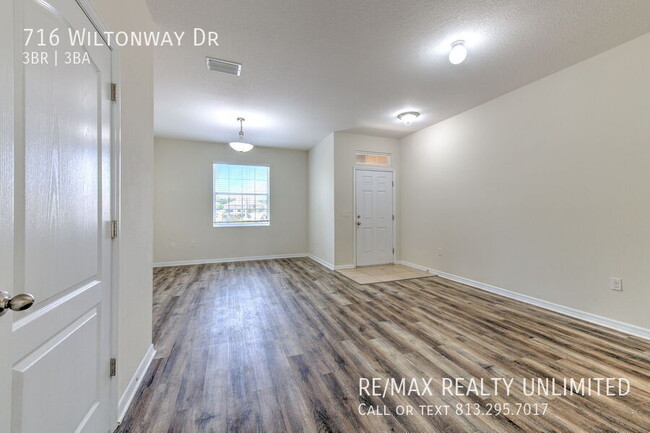Building Photo - 716 Wiltonway Dr