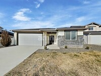 Building Photo - 5124 W Milliron Dr