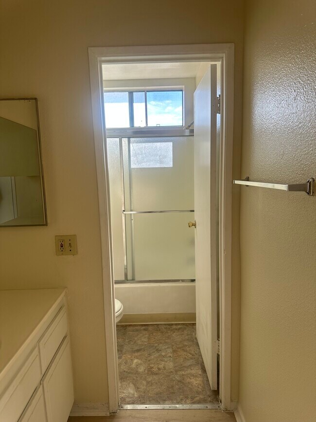 Building Photo - 15524 Sherman Way