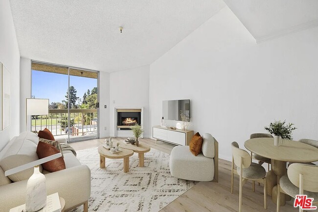 Building Photo - 5143 Bakman Ave