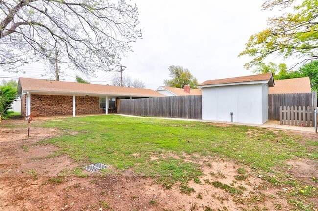 Building Photo - 5901 N MacArthur Blvd