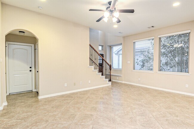 Building Photo - 19 Cheswood Manor Court