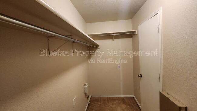 Building Photo - 10138 Emerald Sun