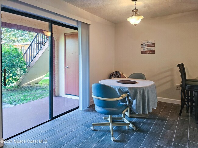 Building Photo - 193 San Juan Cir