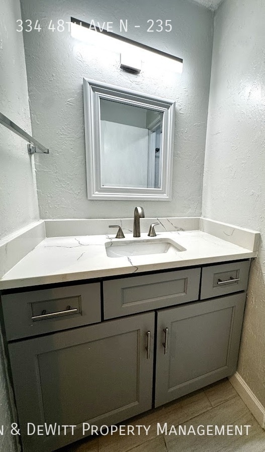 Building Photo - 334 48th Ave N