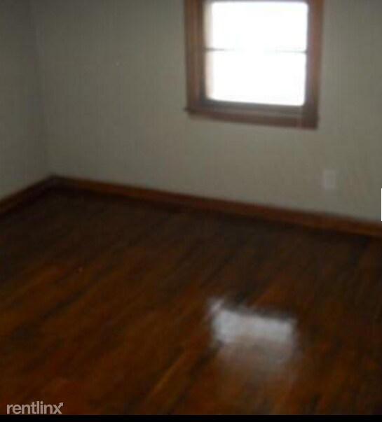 Building Photo - 2 br, 1 bath House - 1740 W Olive St