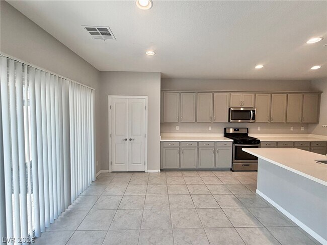 Building Photo - 9953 Tucket Point Ct