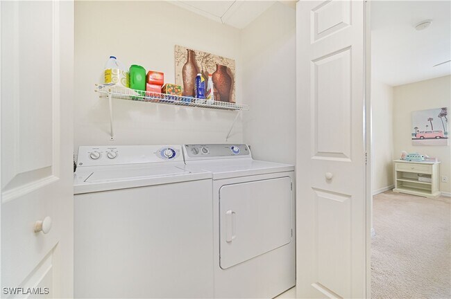 Building Photo - 3613 Pine Oak Cir