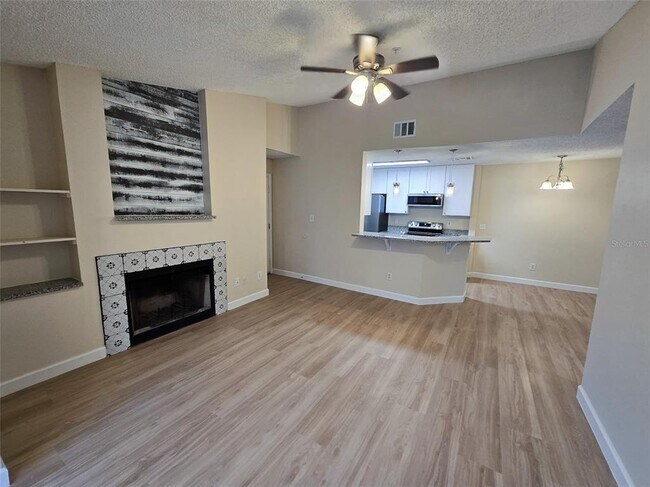 Building Photo - 216 Afton Square