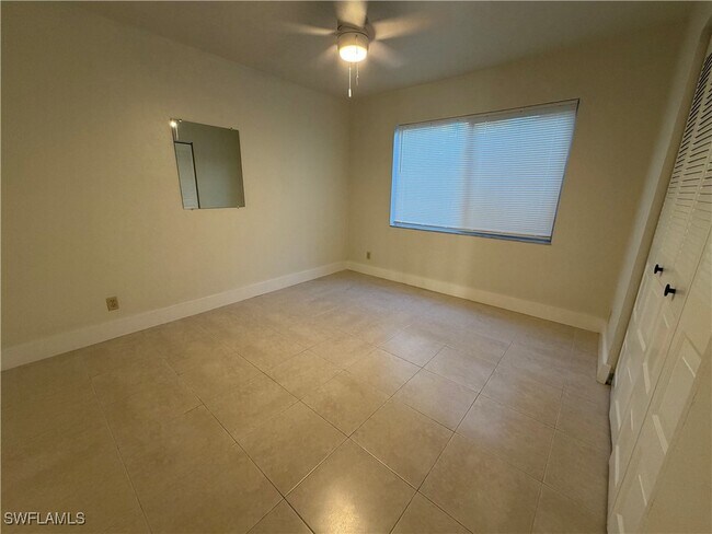 Building Photo - 4210 Looking Glass Ln