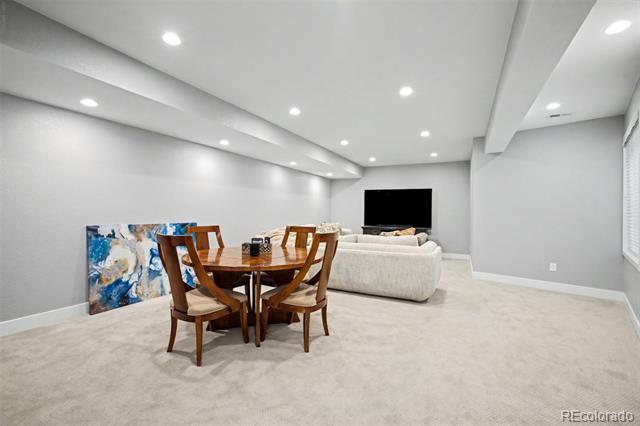 Building Photo - 9761 Taylor River Cir