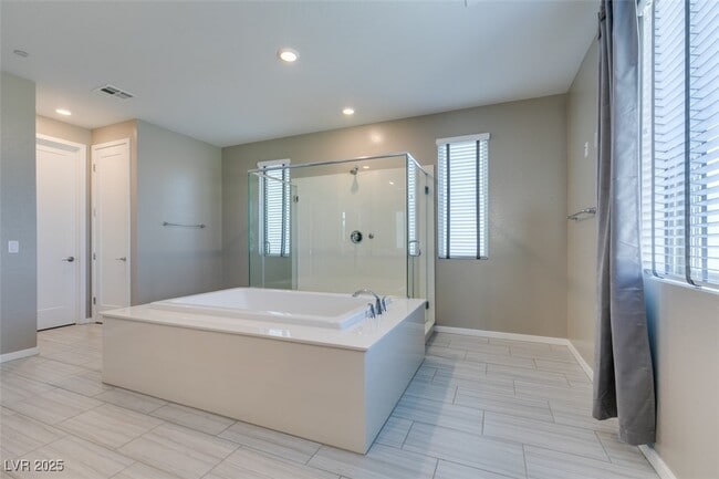 Building Photo - 2162 Sunset Valley St