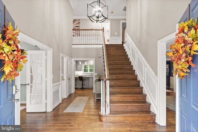 Building Photo - 10303 Bear Creek Dr