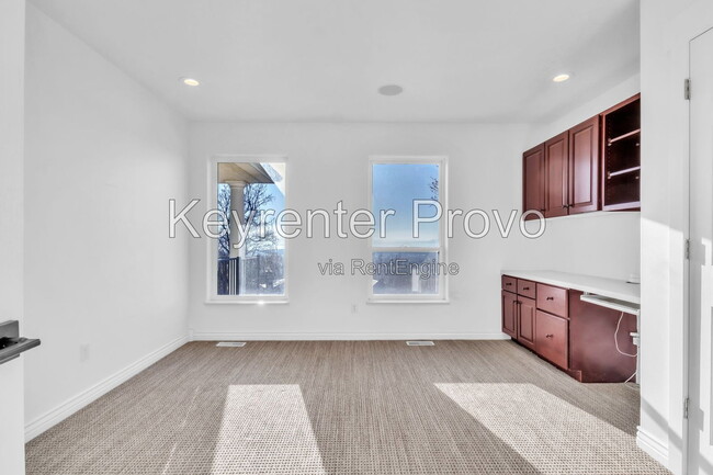 Building Photo - 1559 Oak Cliff Dr
