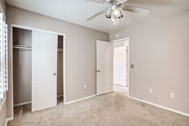 Building Photo - Lovely 3 Bedroom House! Coming Soon!