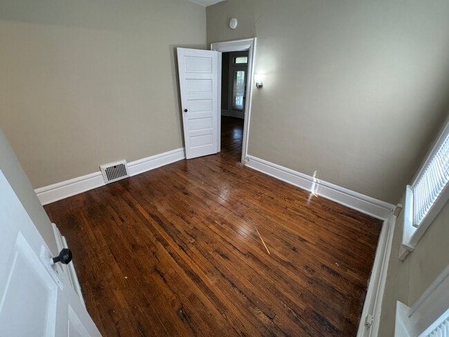 Building Photo - 3 Bedroom- OSU Campus