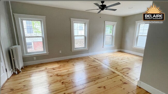 Building Photo - 10-12 Otis
