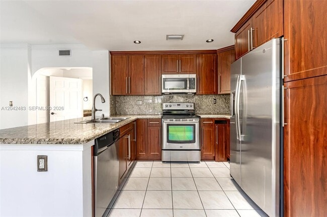 Building Photo - 4671 SW 154th Pl