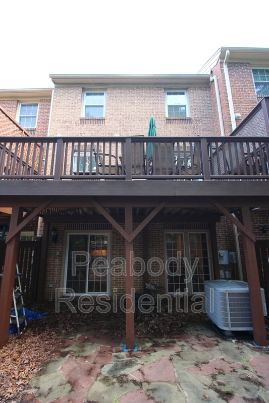 Building Photo - 8027 Merry Oaks Ct