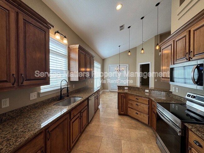 Building Photo - 5402 New Abbey Ln