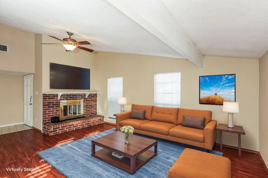 Building Photo - 1913 Sandra Ln