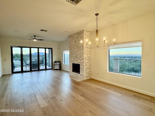 Building Photo - 5926 N Campo Abierto