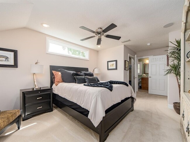 Building Photo - 555 Florida Ave