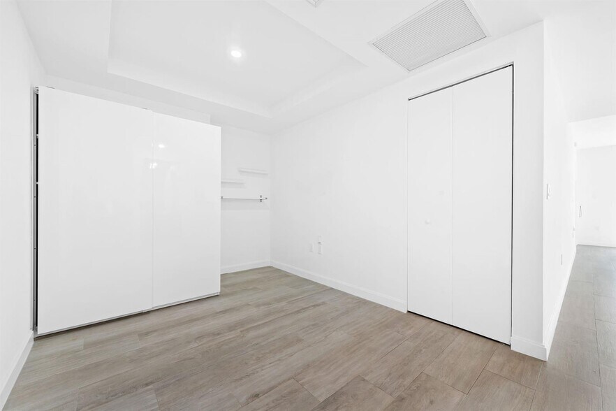 Building Photo - 55 SW 9th St