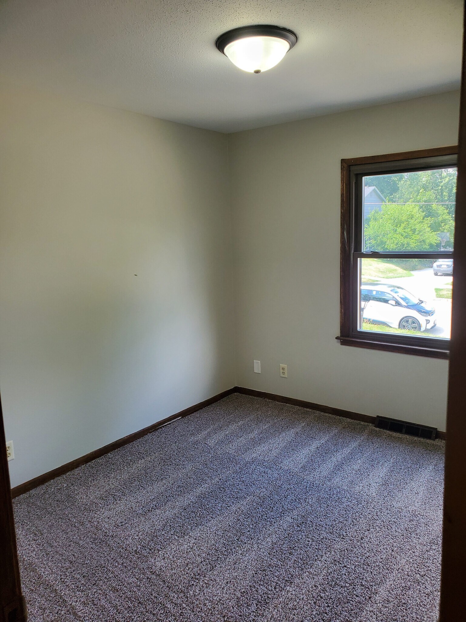 Building Photo - 237 Greenfield Pky