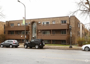 Building Photo - Regency Apartments