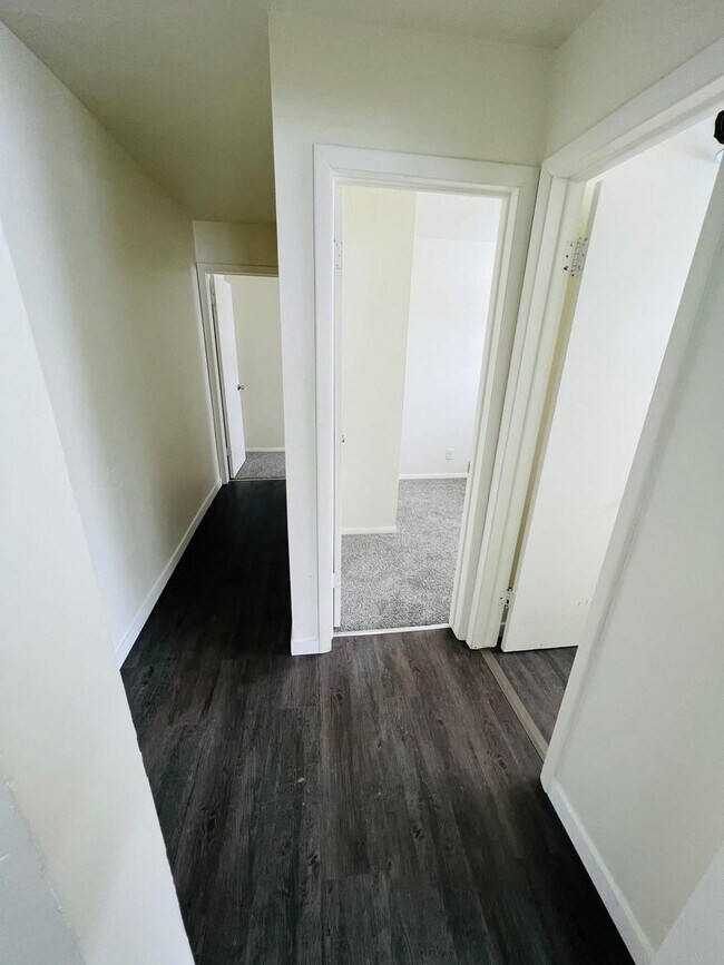 Building Photo - Harris Complex