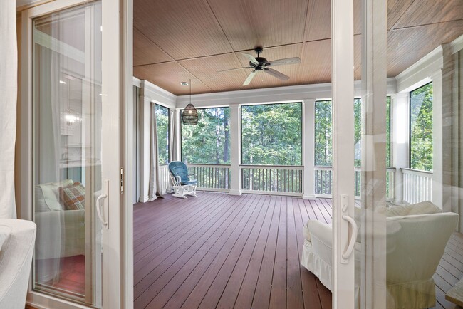 Building Photo - 1020 Bridle Bit Ln